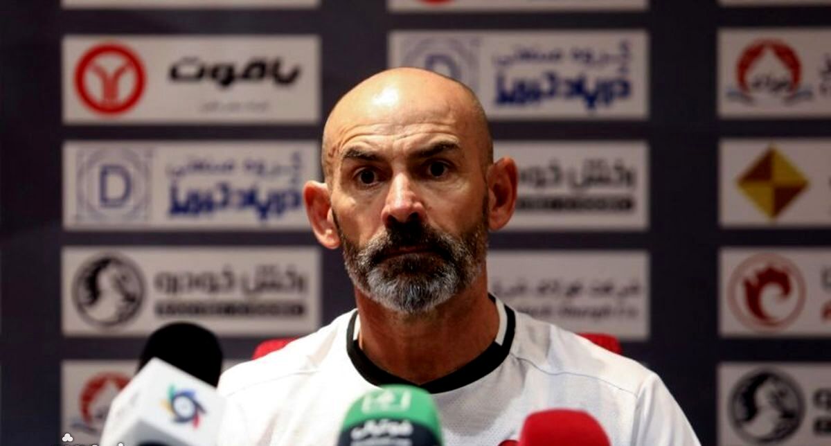 سرمربی سابق تراکتور در لیگ برتر انگلیس