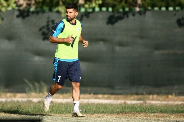 هافبک استقلال پایش را به تیغ جراحان سپرد
