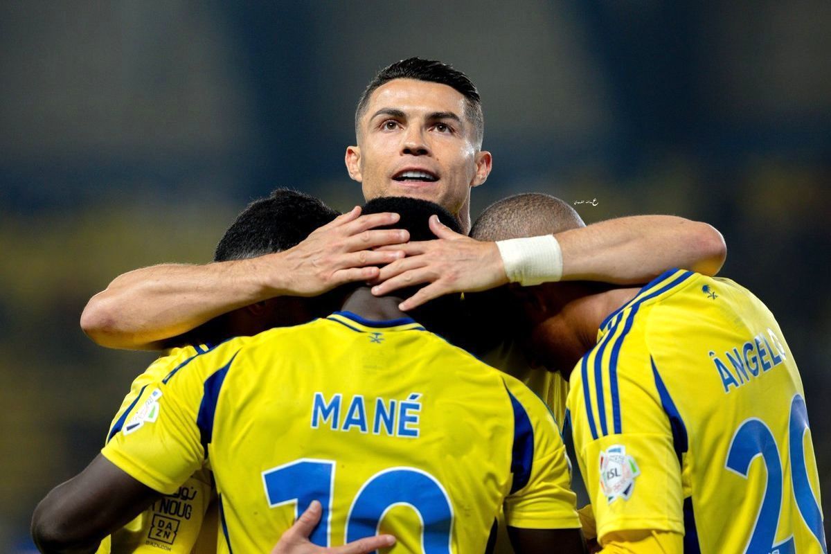 ببینید/ برهنه شدن رونالدو در هوای سرد قطب شمال