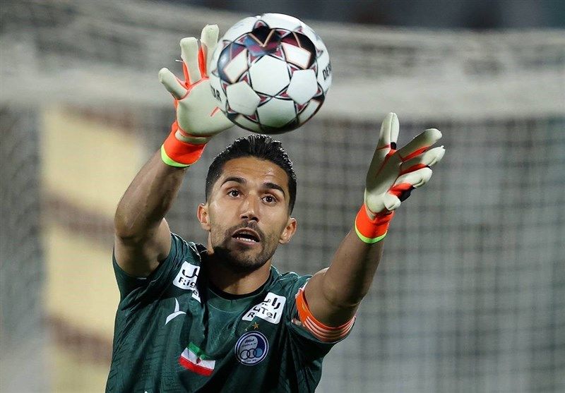 حضور حسین حسینی در دادسرای فرهنگ و رسانه با شکایت فراجا
