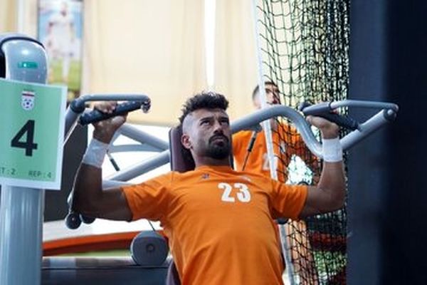 تغییر چهره رامین رضاییان برای کاپیتانی!