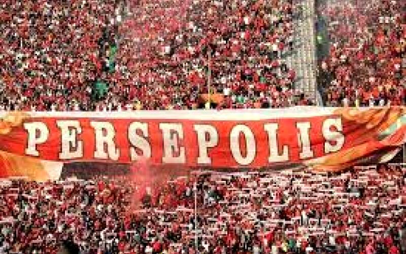 ببینید/ شعار هواداران زن پرسپولیس علیه درویش در ورزشگاه