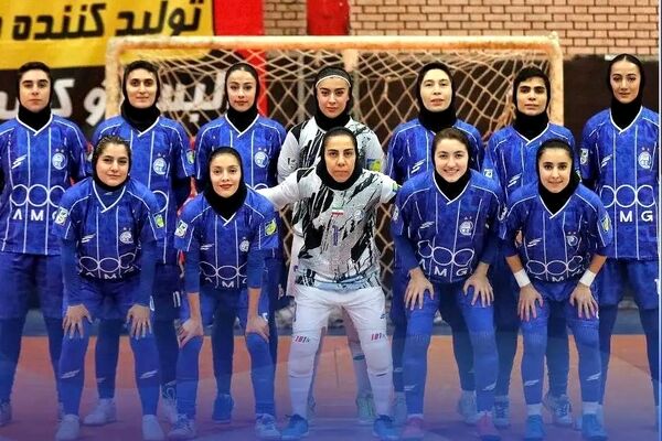 استقلال قهرمان شد