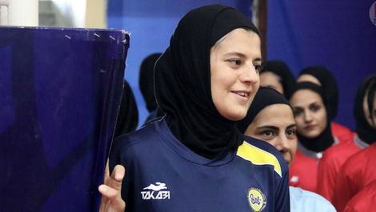 درخشش مربی ایرانی در فوتسال جهان؛ فاطمه شریف در جمع برترین‌ها
