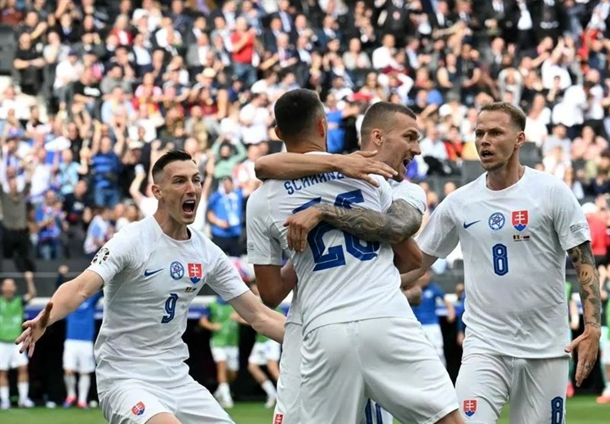 اسلواکی با غلبه بر بلژیک، اولین شگفتی جام را رقم زد