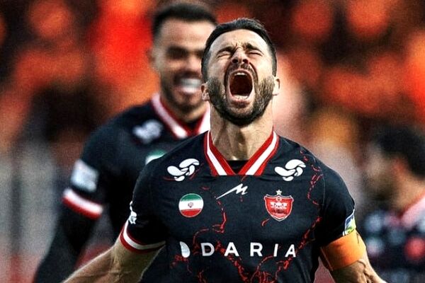 
ببینید/ گل اول پرسپولیس به مس رفسنجان توسط سروش رفیعی
