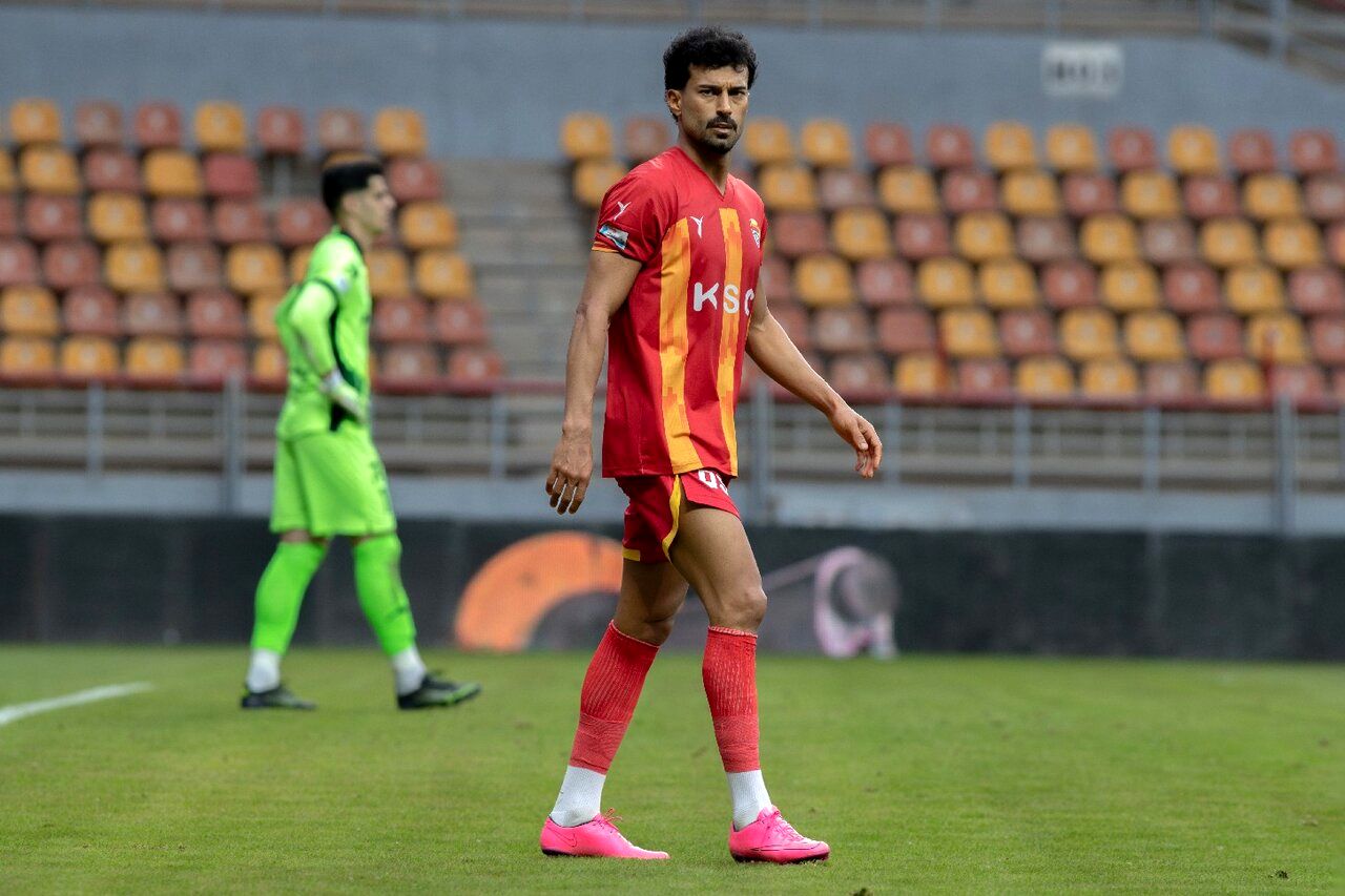 رامین رضاییان با عضلات آماده در تمرین فولاد/ عکس 