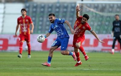 عصبانیت هافبک استقلال از دست ساپینتو؛ شورش را درآوردید