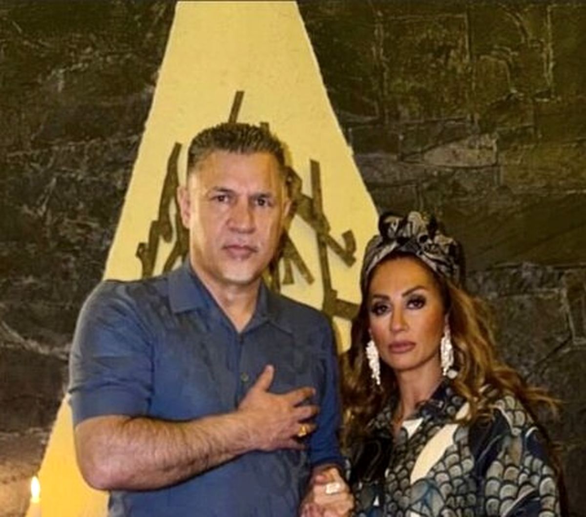 علی دایی و همسرش پای سفره هفت سین/ عکس 