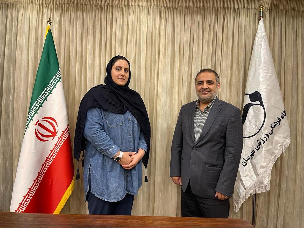 نیلوفر رشیدی مهربانی شد