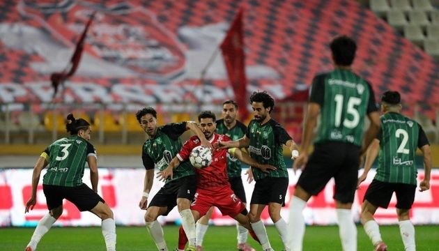 ۴ شکست در ۵ بازی/ پرسپولیس باز هم باخت
