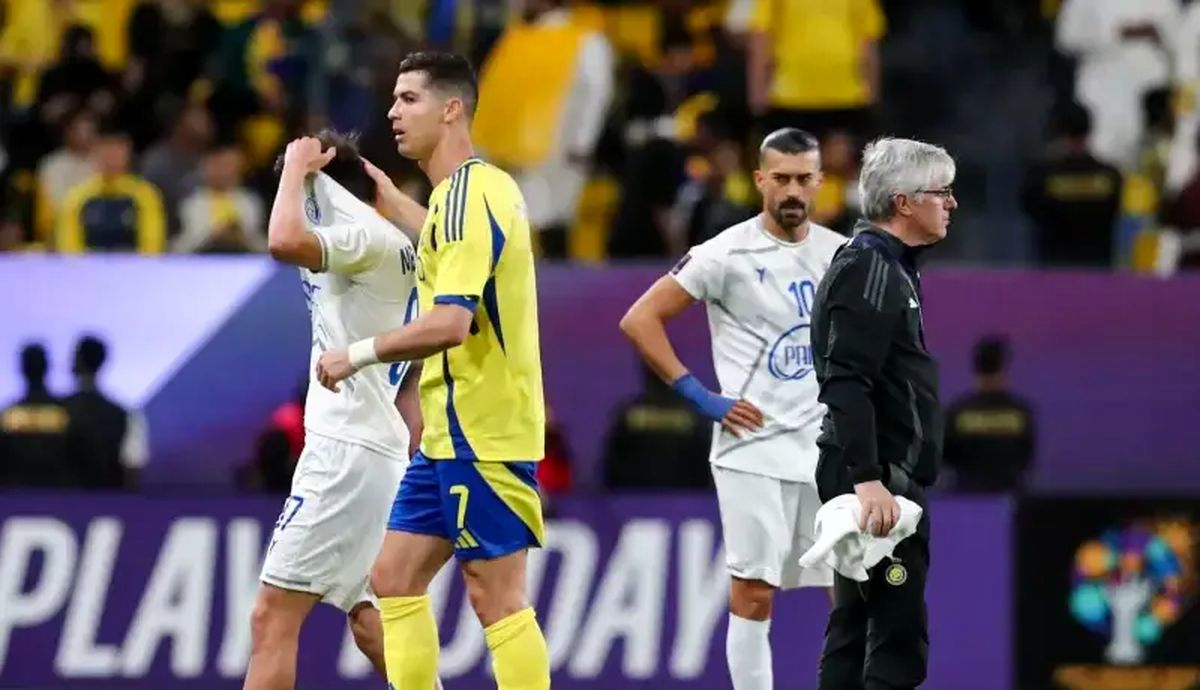 مهران احمدی دماغ بازیکن النصر را شکست