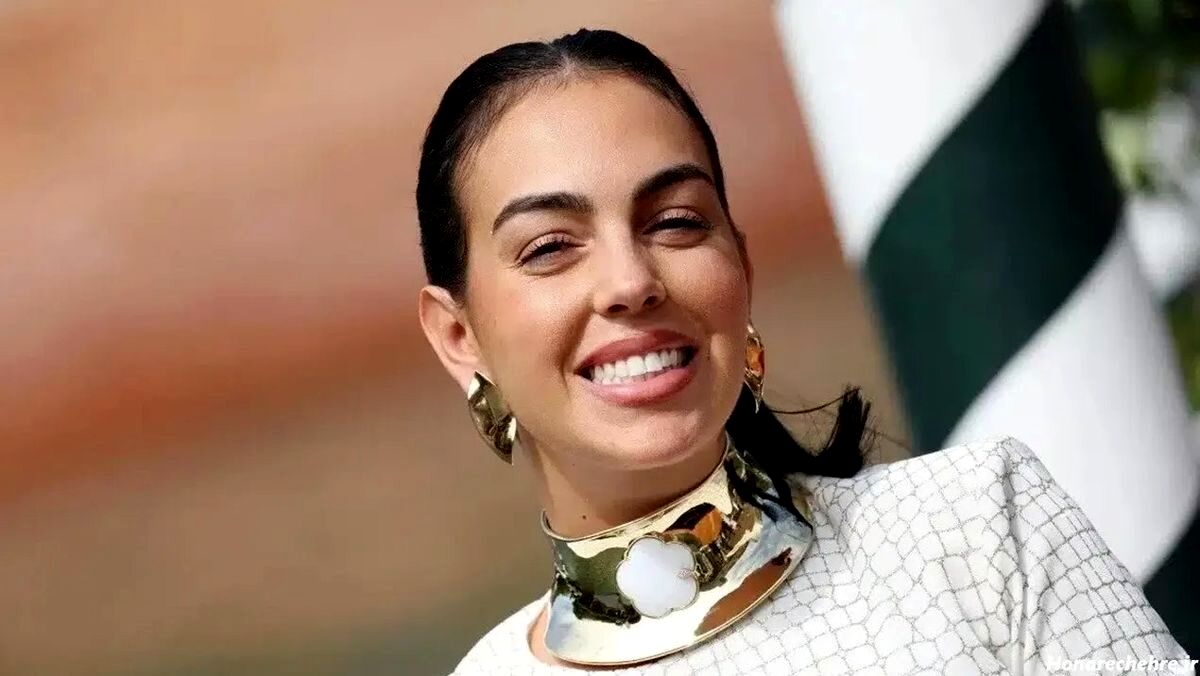 همسر رونالدو در حال خوردن غذای ایرانی/ عکس

