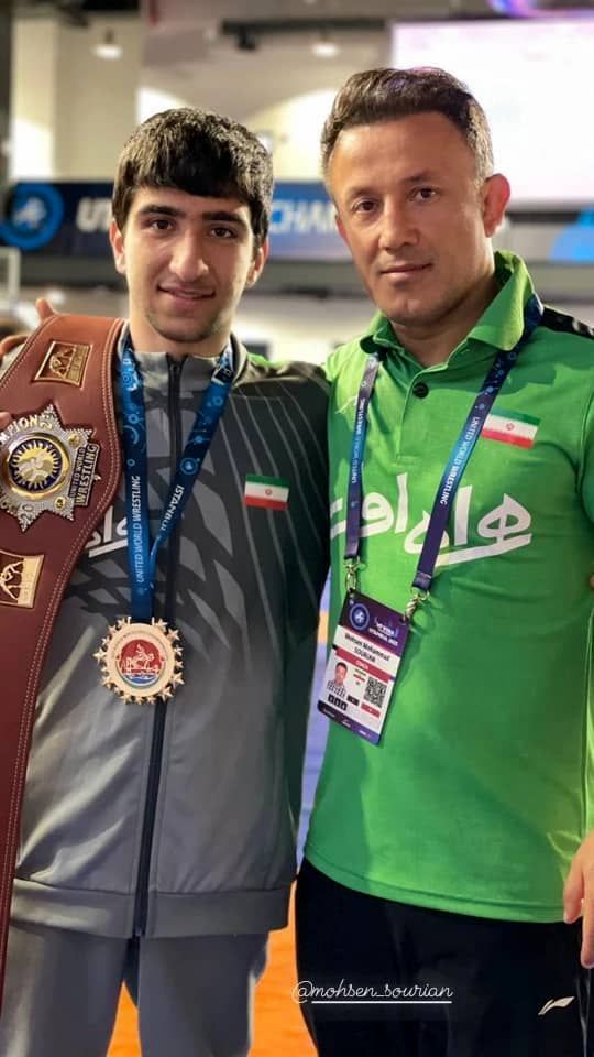 داستان غم‌انگیز پیام احمدی، قهرمان جهانی که حالا دستفروش است/ پلنگ زاگرس در پارک فرفره می‌فروشد/ ویدئو
