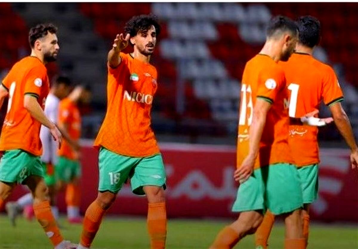 بینی مهاجم مس ۶۰ بخیه خورد!
