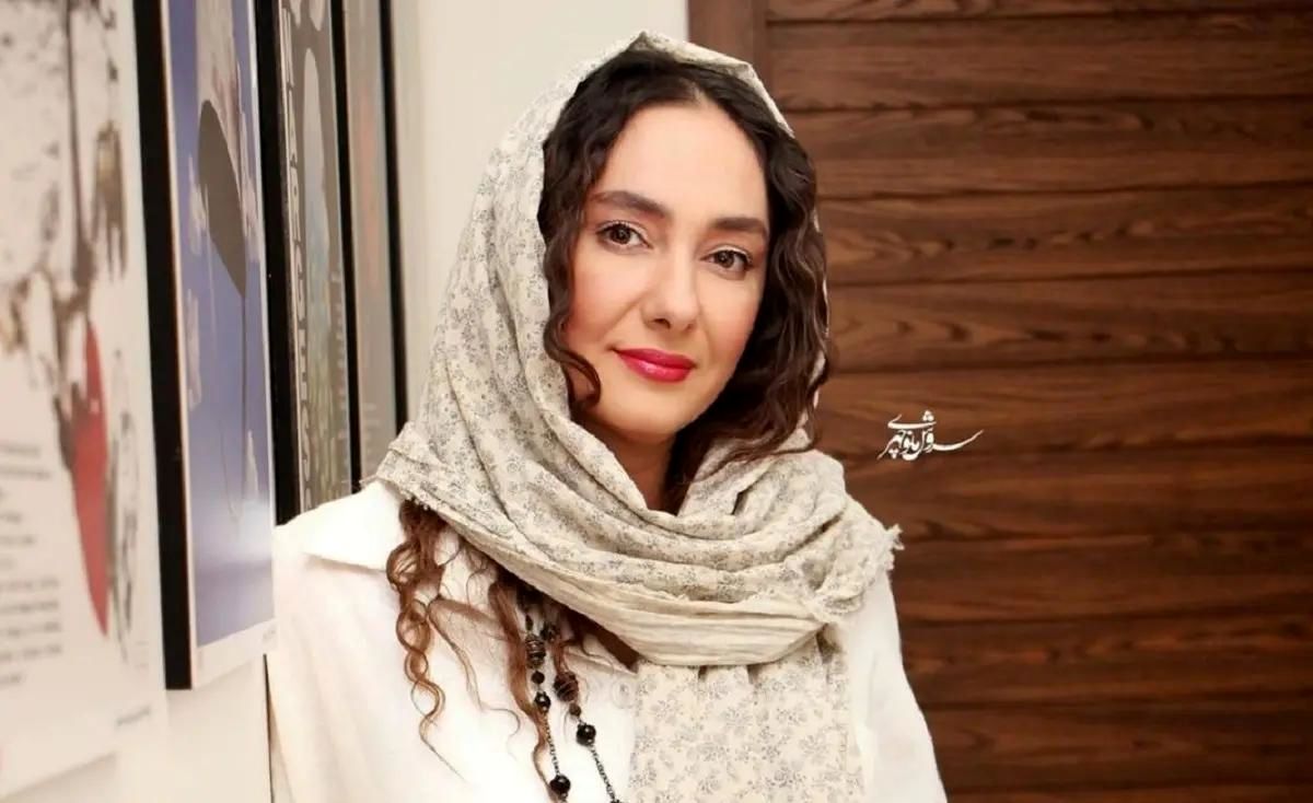 تمرینات سخت بدنسازی هانیه توسلی در طبیعت| تیپ جذاب و آماده هانیه توسلی در 44 سالگی