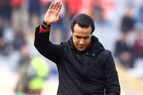 چرا علی کریمی از ادعایش برای سوزاندن قران عقب نشینی کرد؟