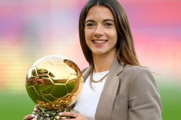 آیتانا بونماتی برنده توپ طلای زنان ۲۰۲۵ شد