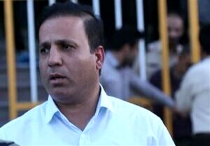 ببینید/ سکته خفیف مدیر عامل استقلال خوزستان در جریان بازی با استقلال! 
