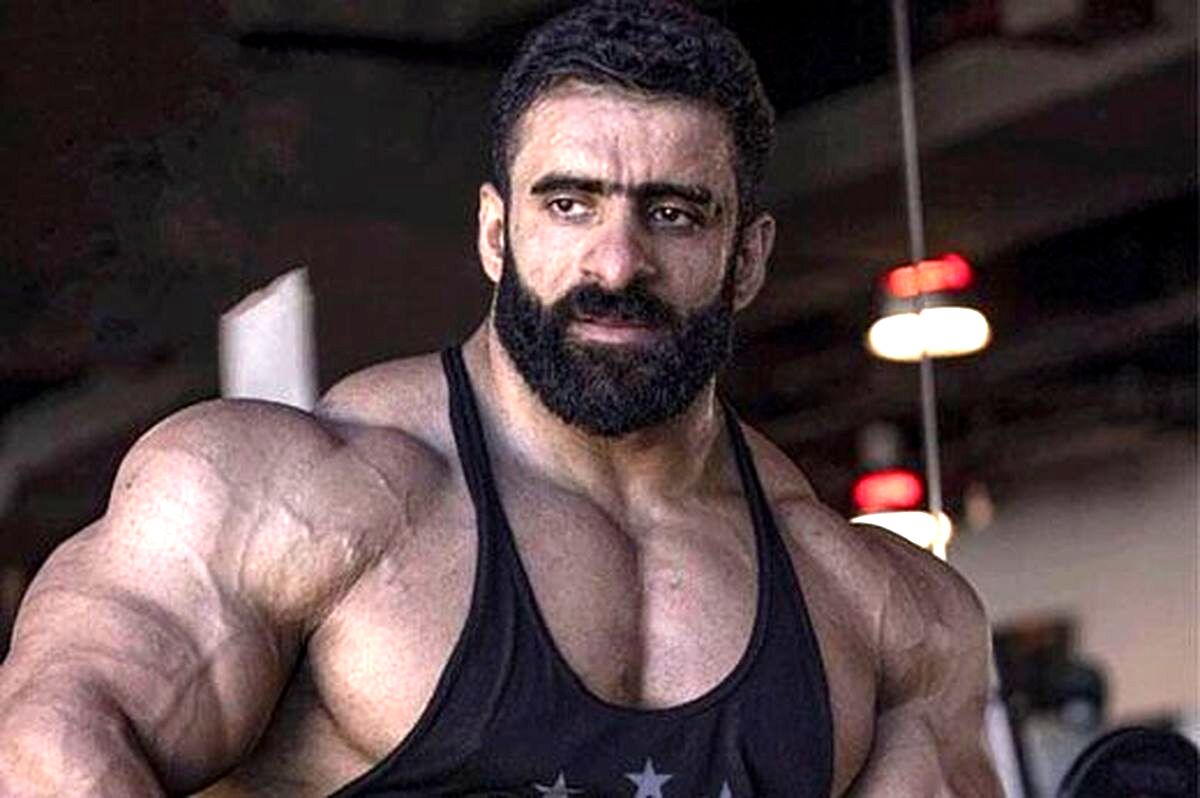 عکس برجسته هادی چوپان روی پوستر آرنولد کلاسیک ۲۰۲۵