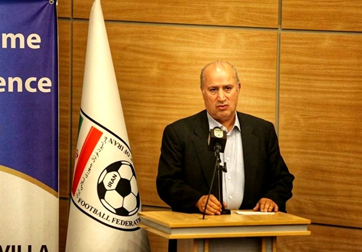 تاج: لیگ باید با VAR آغاز شود
