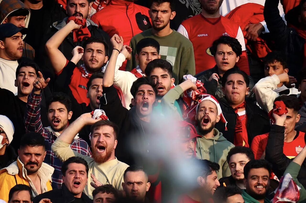 حواشی دیدار با تراکتور ادامه دارد/ هوادار پرسپولیس نابینا شد