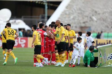 ترکیب سپاهان و پرسپولیس؛ سورپرایزهای هاشمیان در نقش جهان