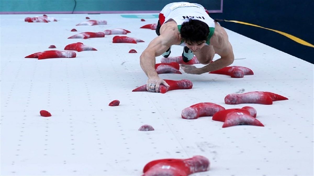 پرداخت پاداش ۱۲۰ میلیون تومانی به رضا علیپور
