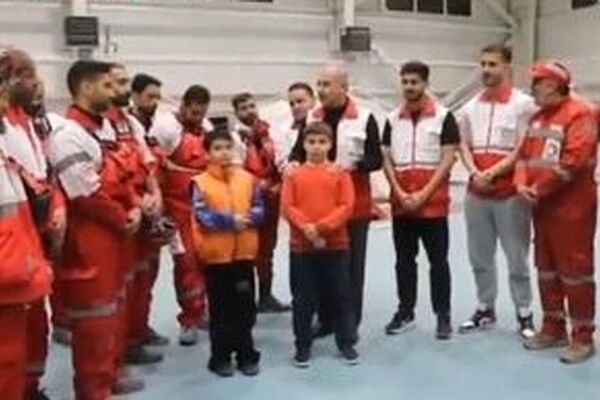 دو پرسپولیسی به جمع امدادگران هلال‌احمر پیوستند
