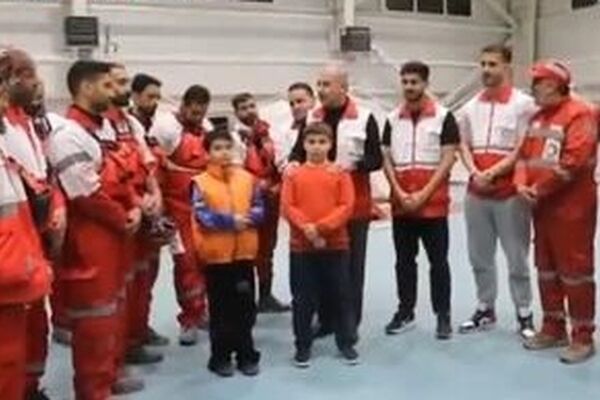 دو پرسپولیسی به جمع امدادگران هلال‌احمر پیوستند
