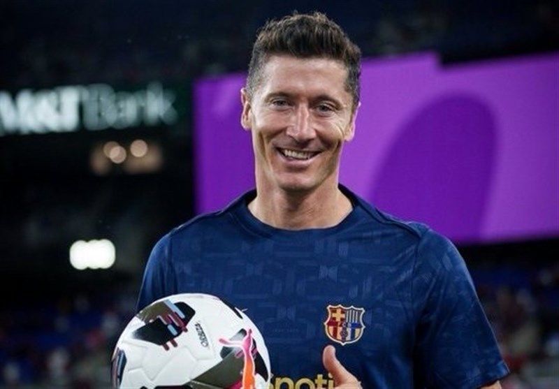 لواندوفسکی: فلیک با رویکرد هجومی‌اش مناسب DNA بارسا است 