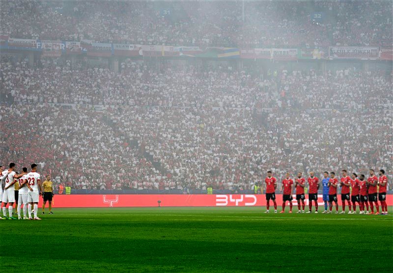  بازداشت تعداد زیادی از هواداران لهستانی در برلین 