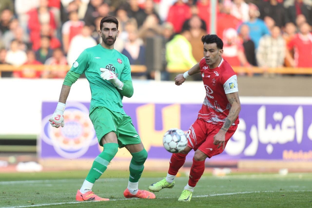 ببینید/ فحاشی پرسپولیسی ها به خانواده علی بیرو/ بیرانوند: خانواده‌ام در ورزشگاه بودند